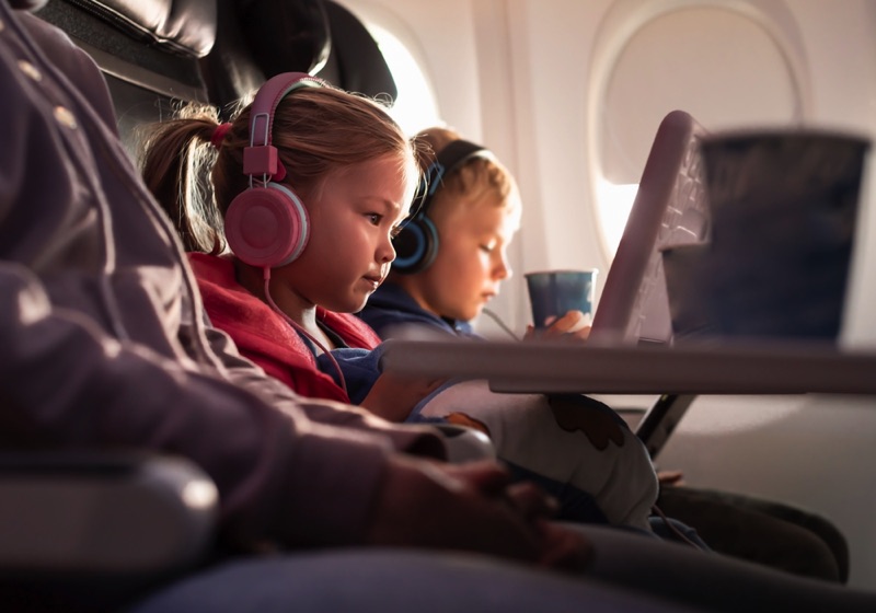 Children on plane