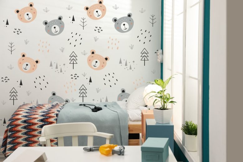 Wallpaper in childs bedroom